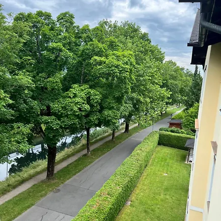 Klagenfurt Frank No3 - With Free Parking, Smart-tv & Self Check-in Apartment